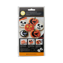 Load image into Gallery viewer, HALLOWEEN CUTTER AND STENCIL SET