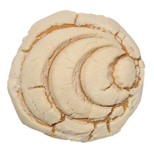 Load image into Gallery viewer, CONCHA CUTTER RING DESIGN