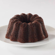 Load image into Gallery viewer, CHOCOLATE CREME CAKE MIX 2 LBS
