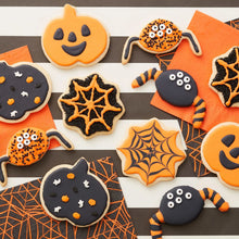 Load image into Gallery viewer, 7PC HALLOWEEN CUTTER SET
